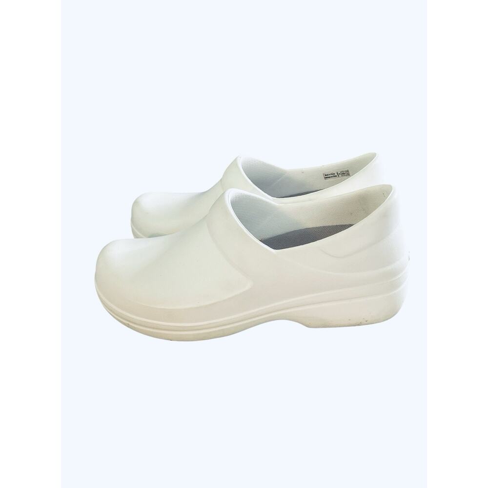 Crocs Neria Pro II Clogs Womens 8 M Slip Resistant Nurse Shoes Vegan Lightweight - Picture 3 of 16